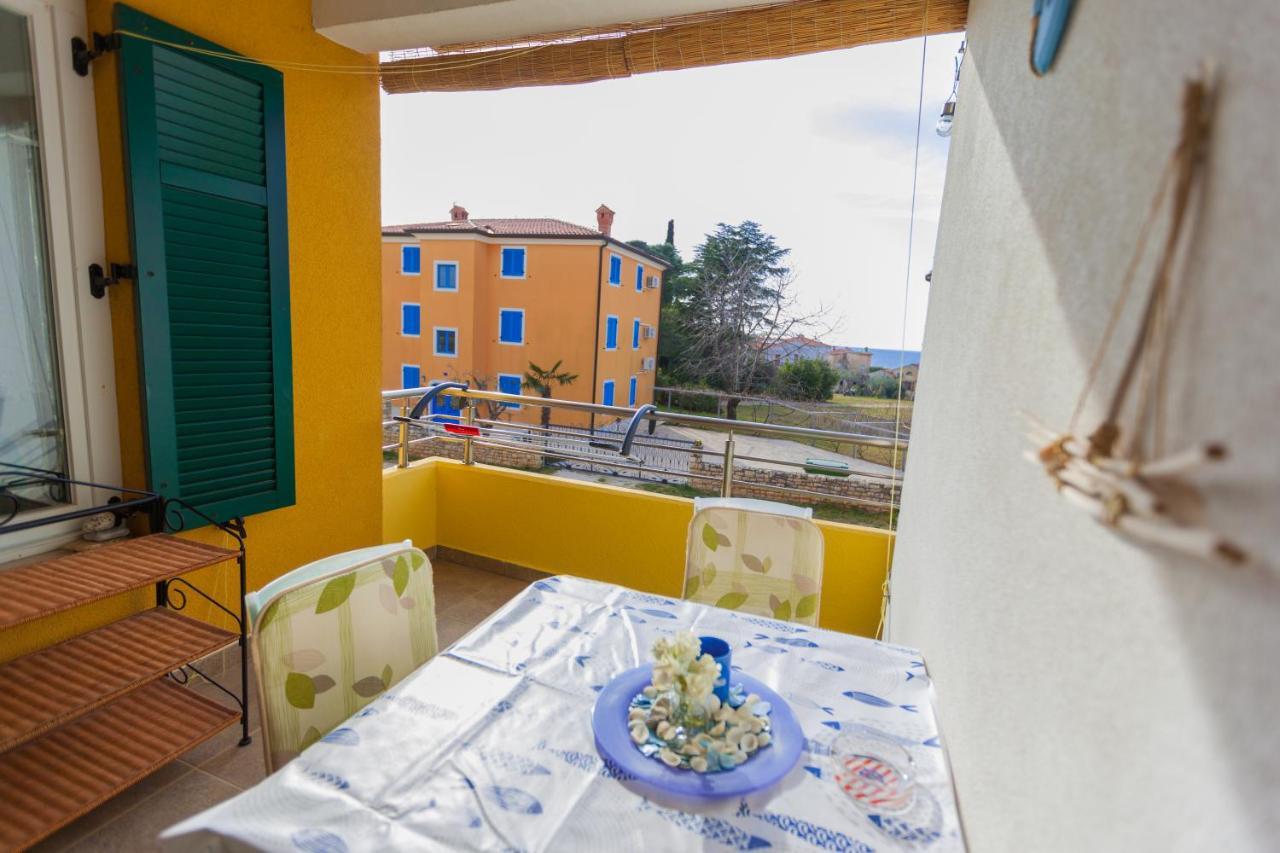 Apartman Mare Lovrečica Exterior foto